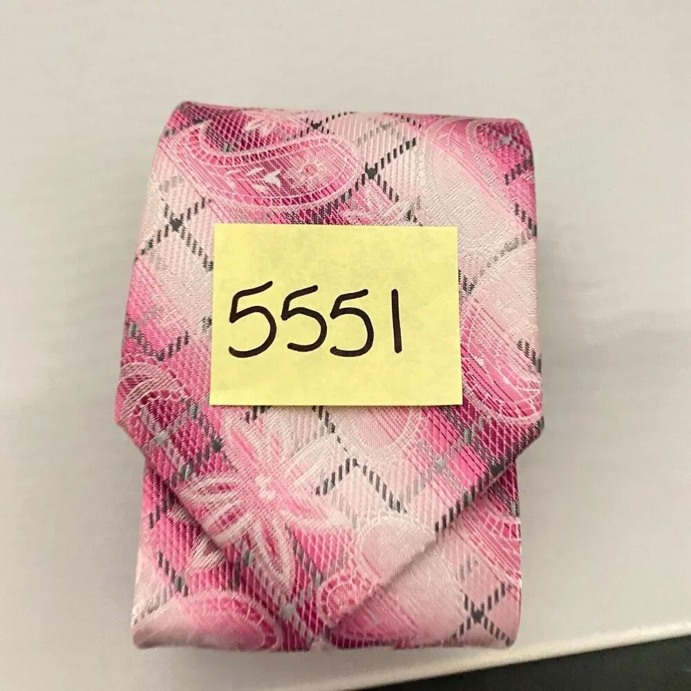 #5551 Stacy Adams Pink Paisley and Floral Necktie, Tie 59 x 3.5